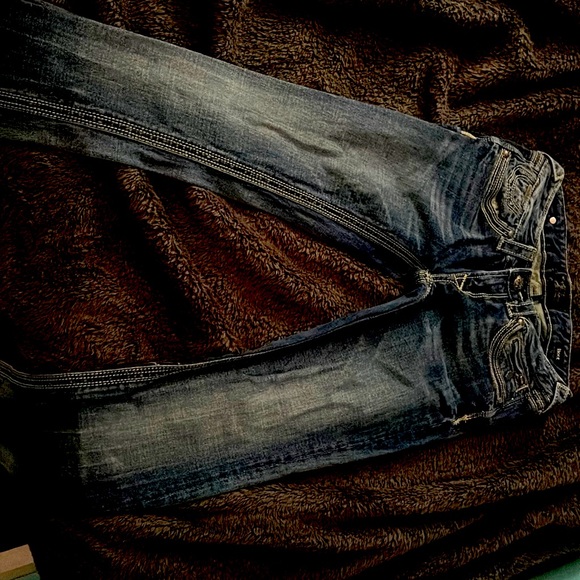 Express Denim - I’m selling this Rerock For Express Boot mid rid jeans, it’s in good condition